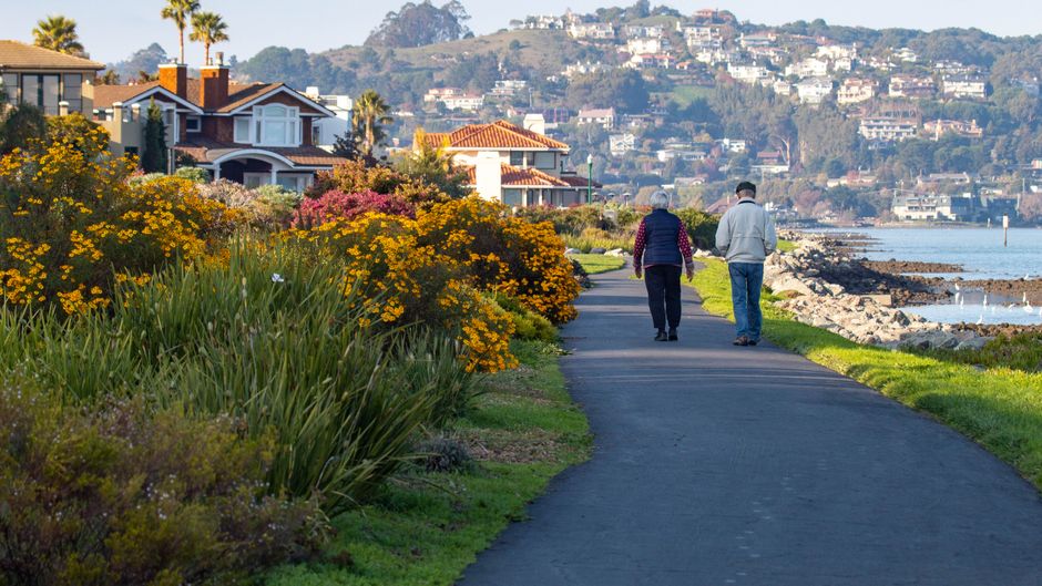 Walking Workout Plan for Seniors: Build Strength and Endurance