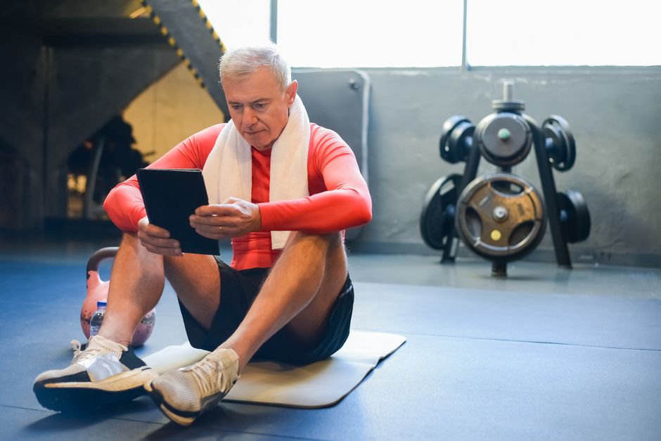 Strength Training At Home: Dumbbell Workouts For Seniors