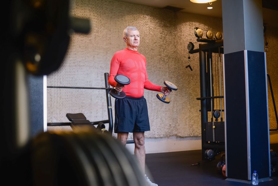 How to start exercising at 70 with no experience