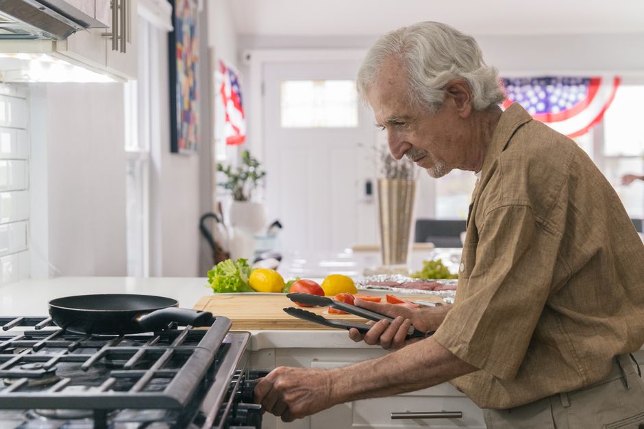 Fuel Your Active Years: The Right Foods For Senior Energy